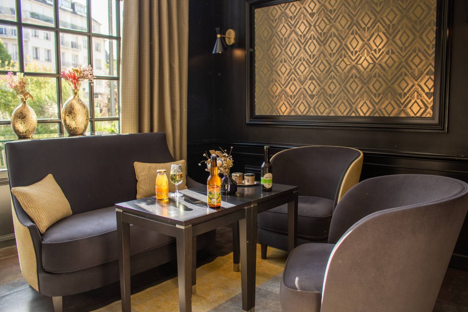 Bar Lounge | Best Western Plus Le Moderne, hotel in the centre of Caen