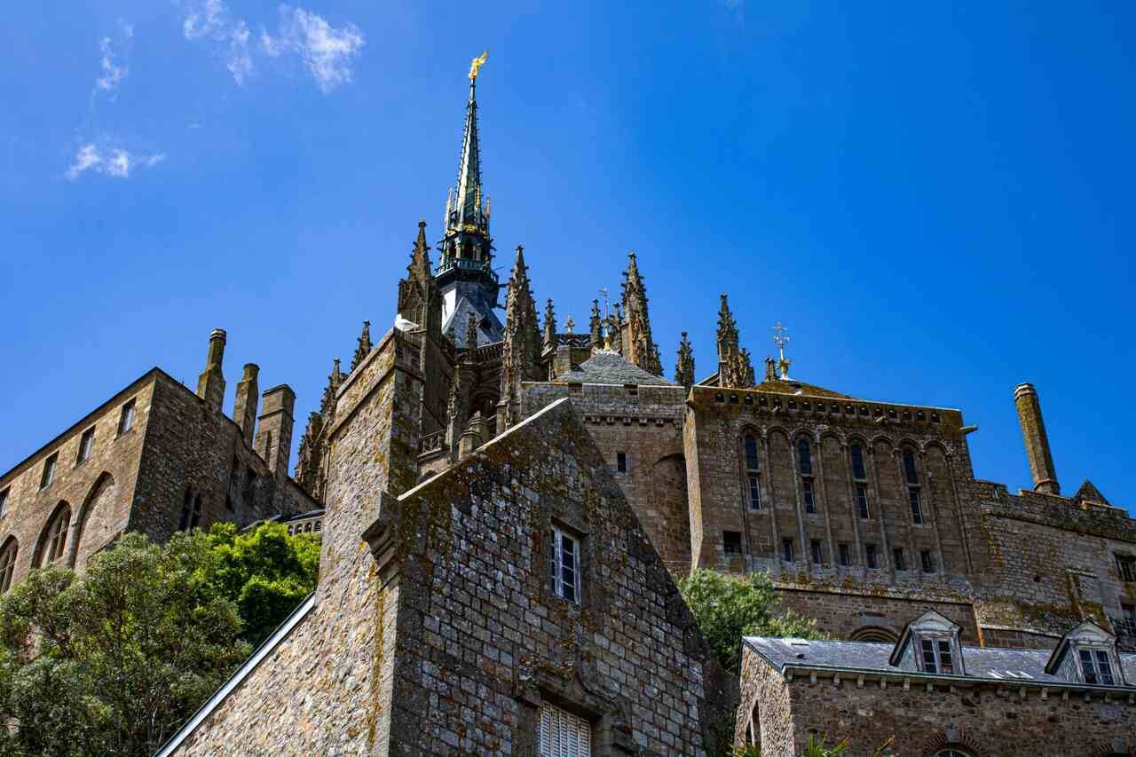 Visiter le Mont Saint-Michel depuis Caen | Best Western Plus Le Moderne à Caen