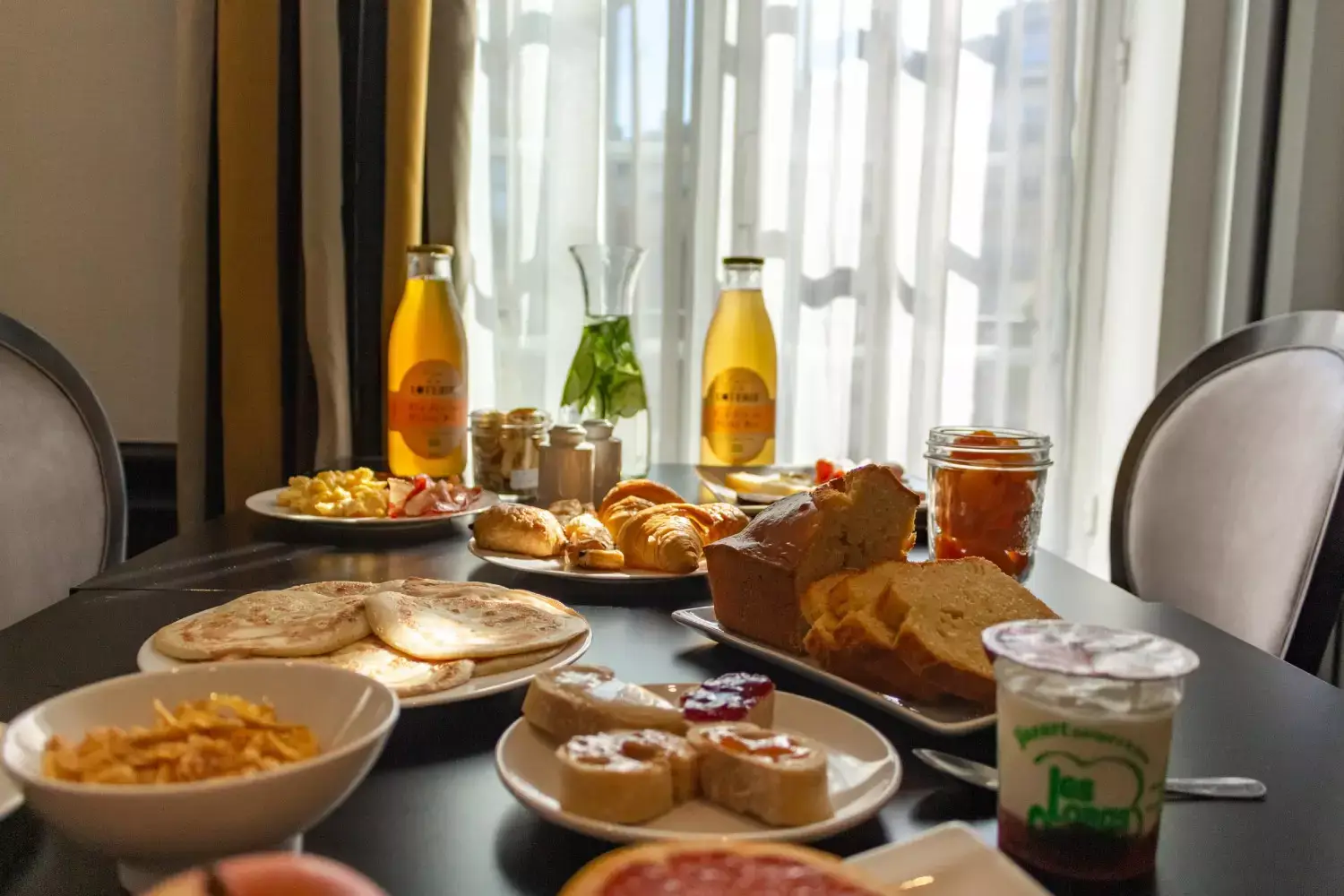 Petit-déjeuner du Best Western Plus Le Moderne à Caen
