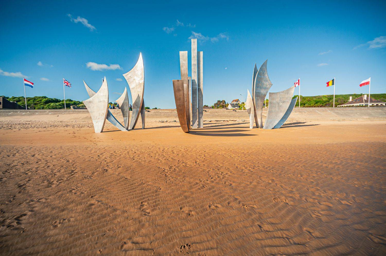 Monument les Braves à Omaha Beach